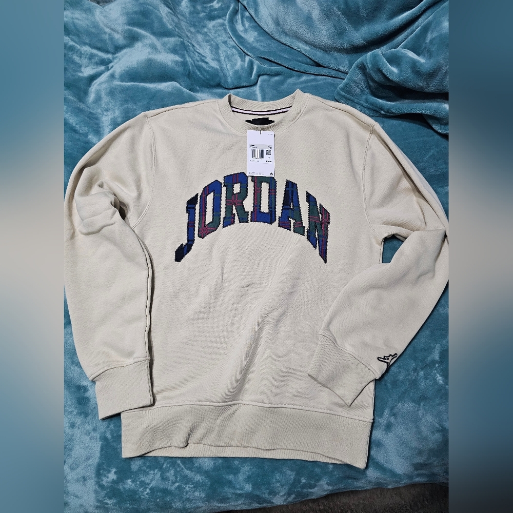 Men's XS  Jordan Sweatshirt NWT